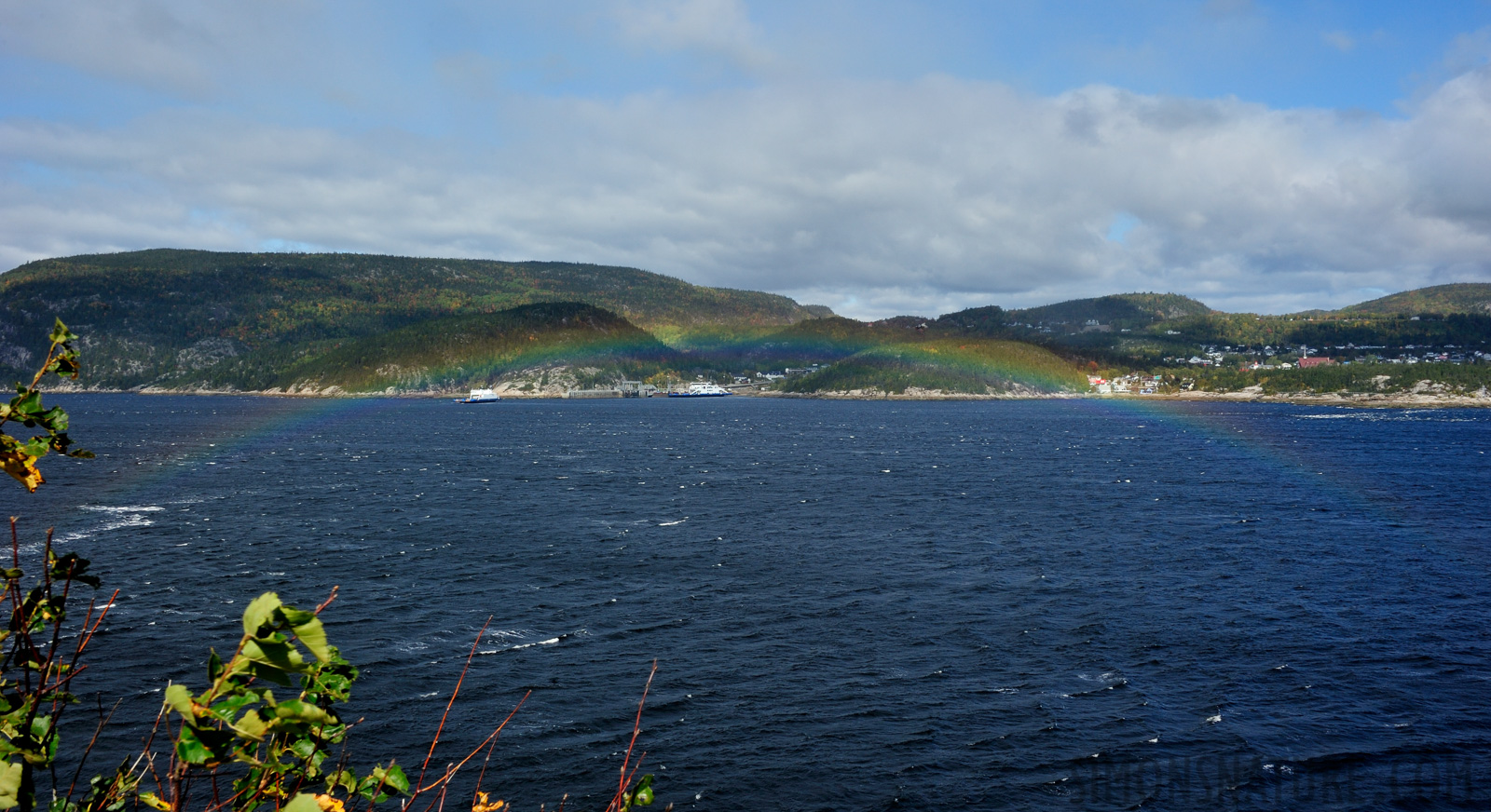 Rivière Saguenay [34 mm, 1/250 Sek. bei f / 18, ISO 400]